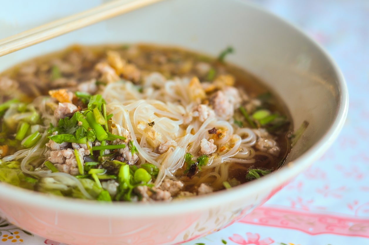 Thai Suppe mit Glasnudeln